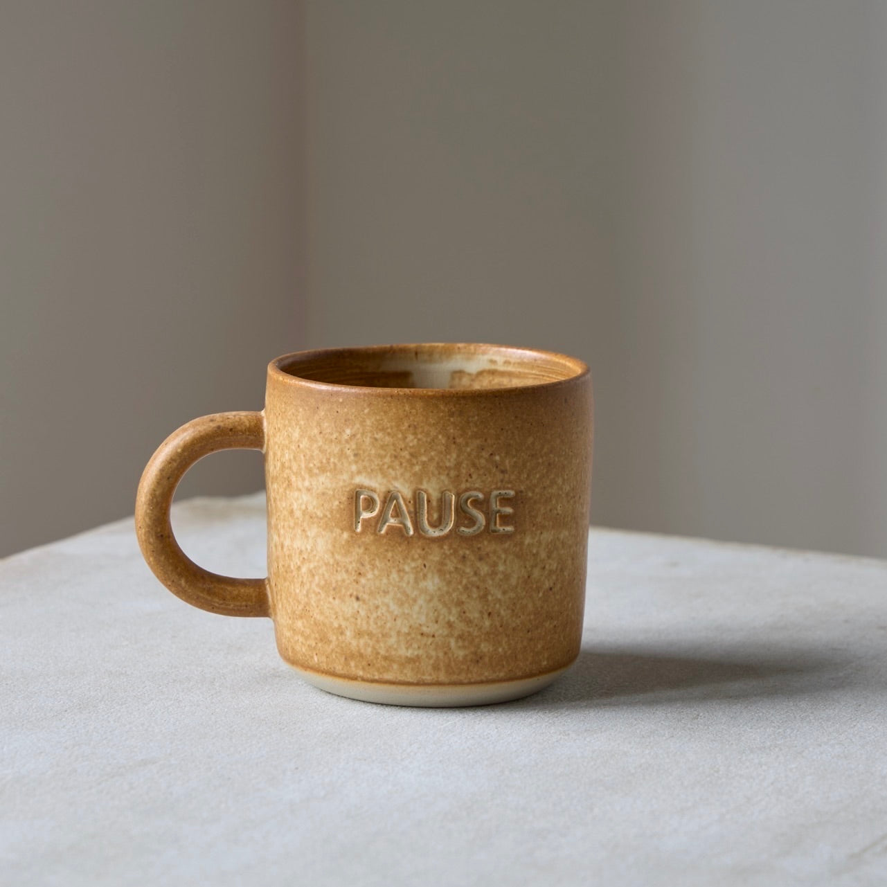 PAUSE Kop - Brun