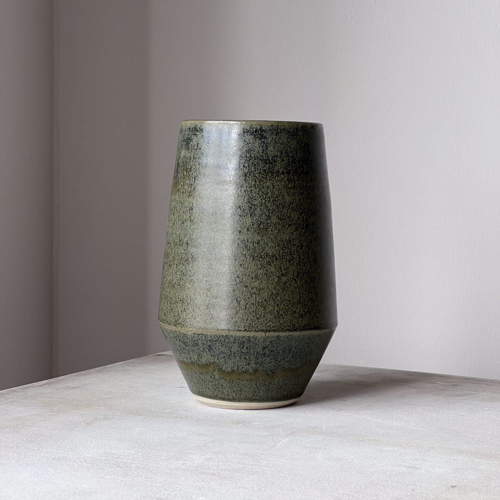 Oda Vase Medium - green - 1